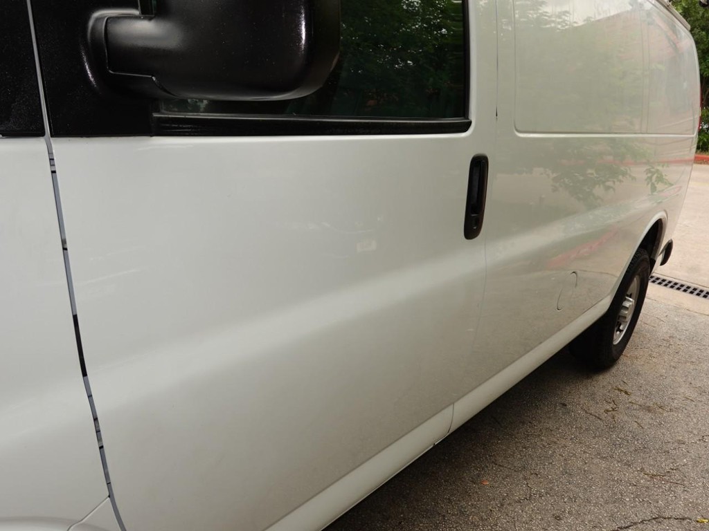 2014 Chevrolet Express Cargo Van 2500 photo 12
