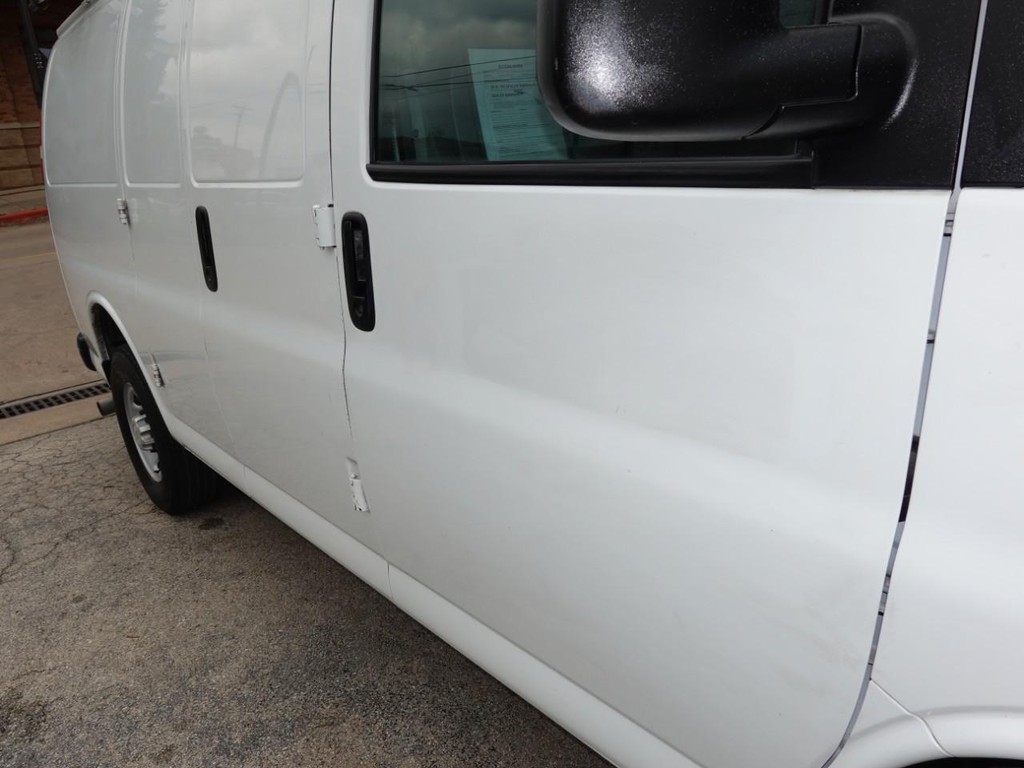 2014 Chevrolet Express Cargo Van 2500 photo 13