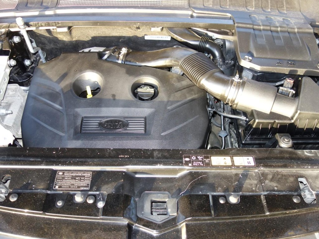 Land Rover Range Rover Evoque Vehicle Full-screen Gallery Image 24