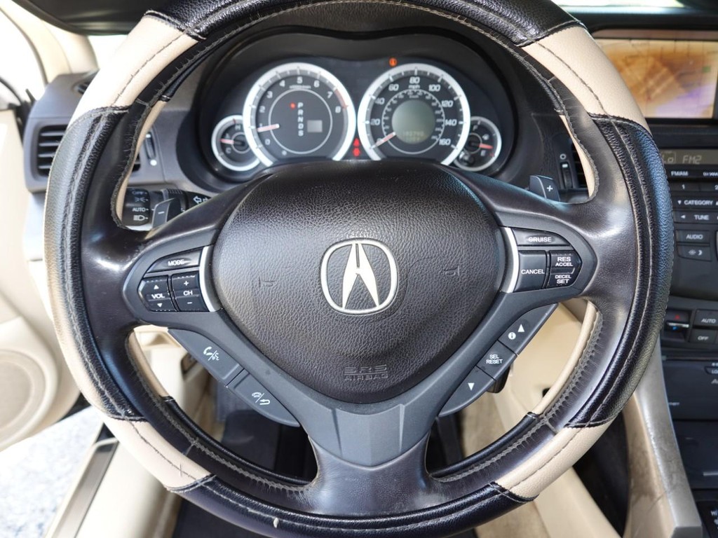Acura TSX Vehicle Full-screen Gallery Image 13