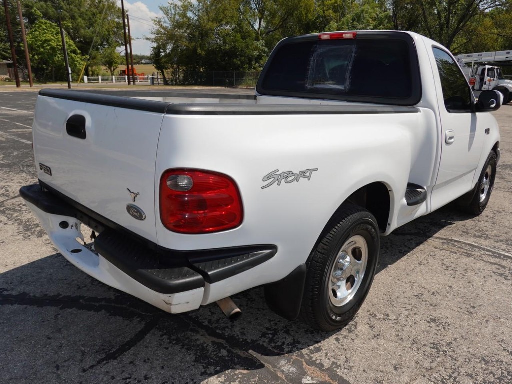 2002 Ford F-150 XL photo 7