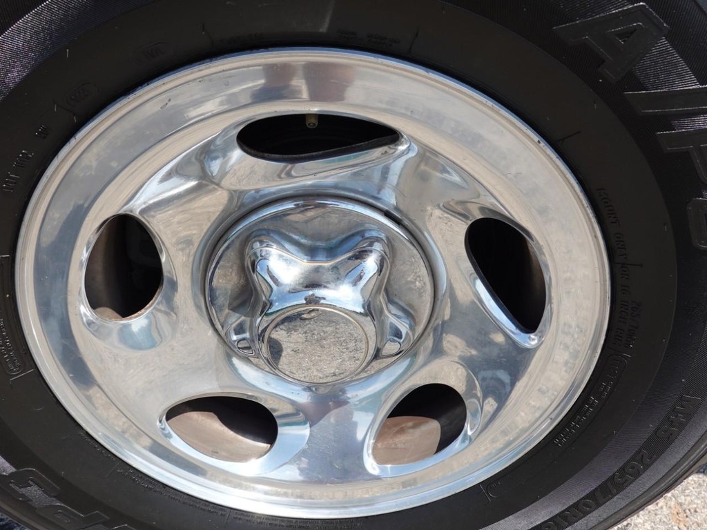 2002 Ford F-150 XL photo 9