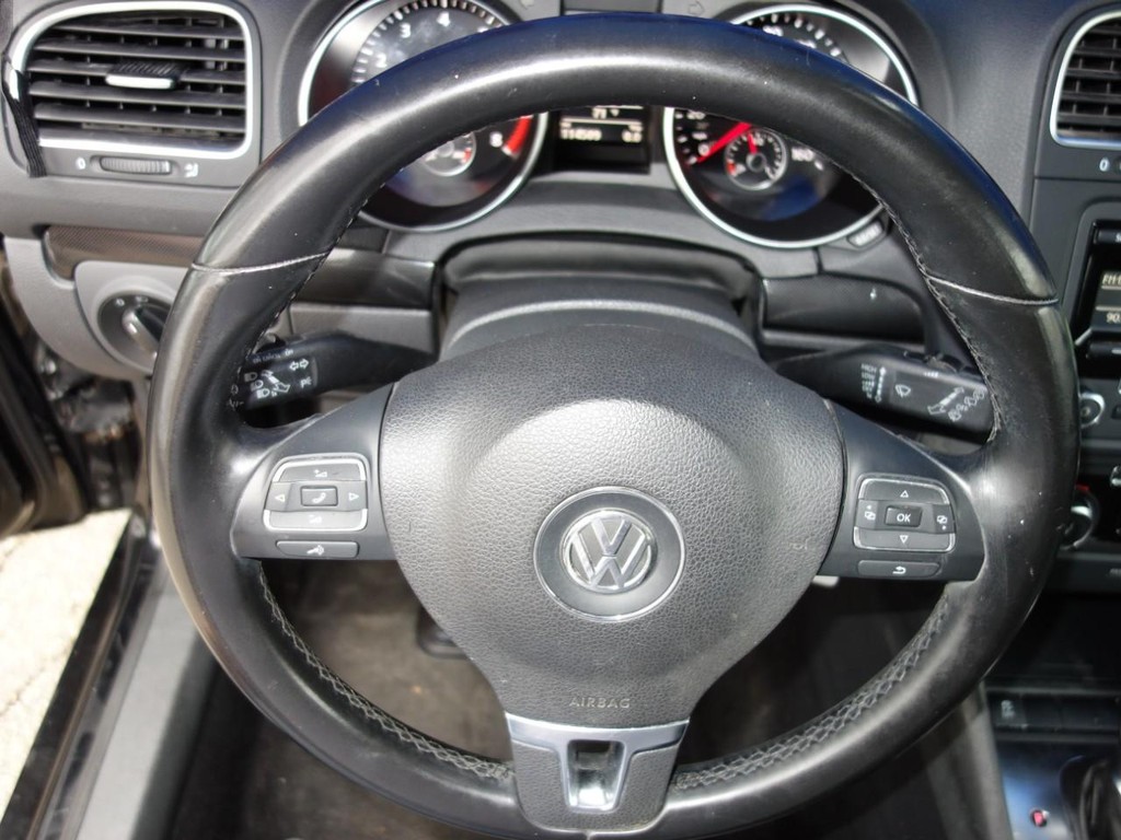 2014 Volkswagen Jetta SportWagen S PZEV photo