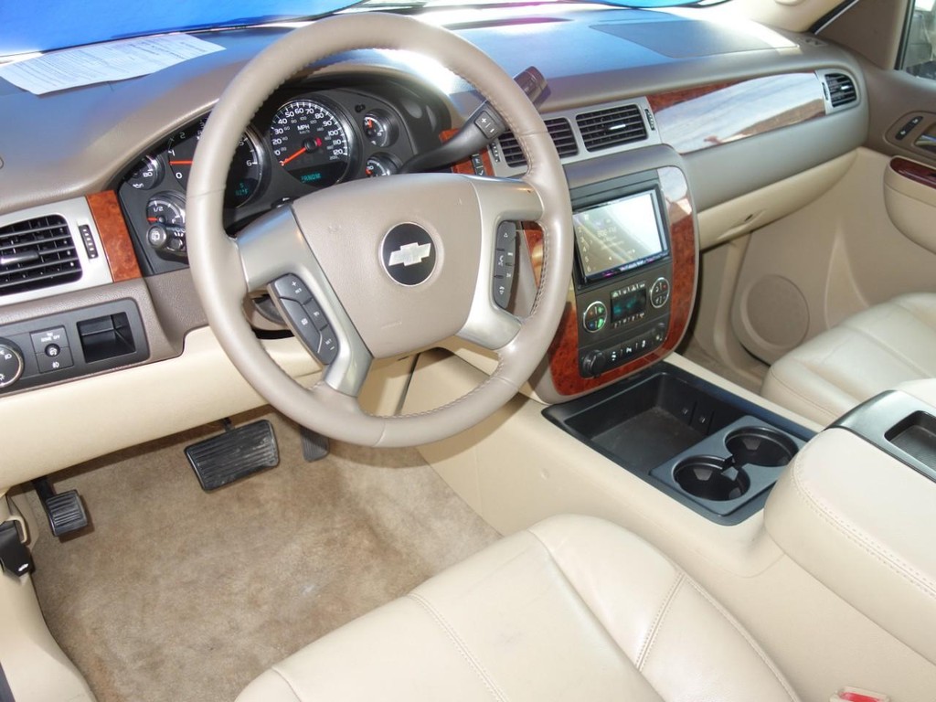 2013 Chevrolet Tahoe LT photo 16
