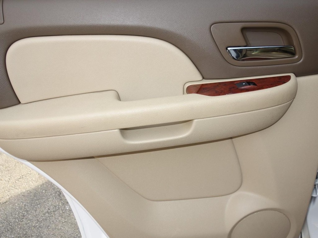2013 Chevrolet Tahoe LT photo 19