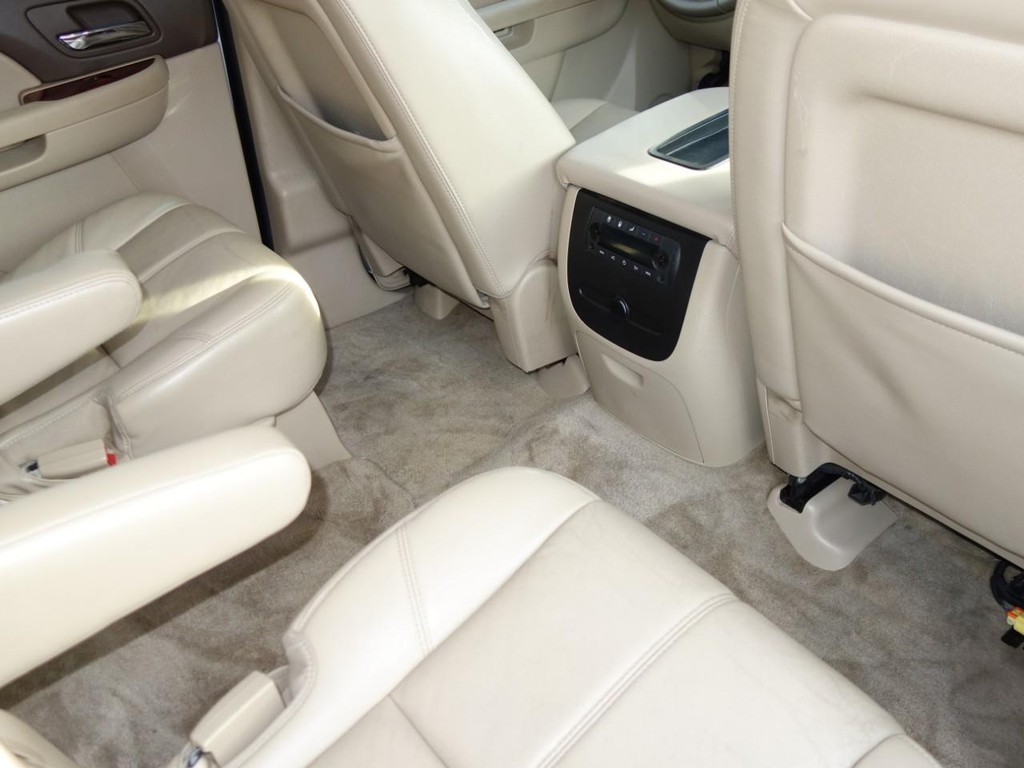 2013 Chevrolet Tahoe LT photo 24
