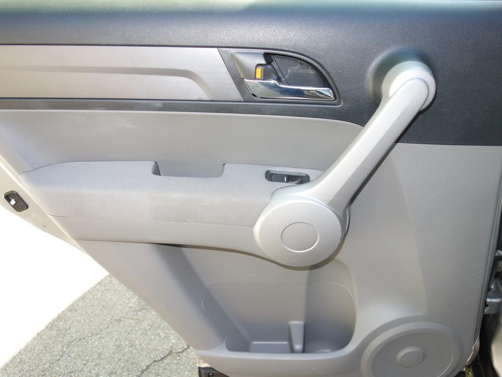 Honda CR-V Vehicle Full-screen Gallery Image 18