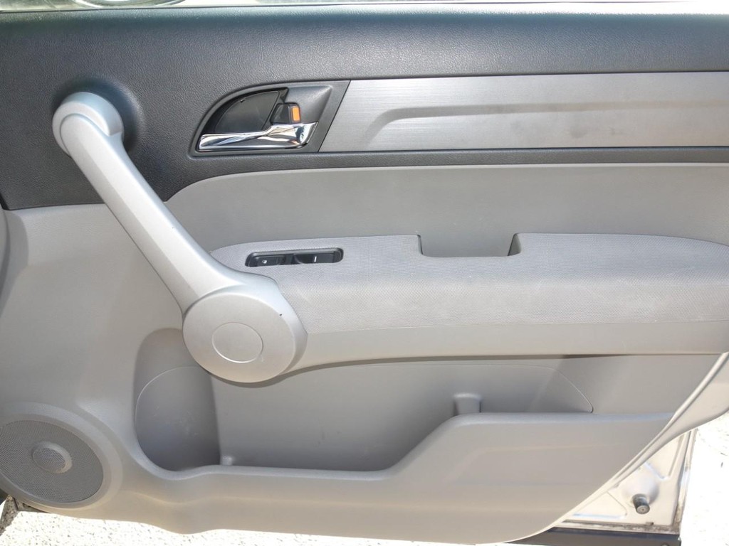 Honda CR-V Vehicle Full-screen Gallery Image 21