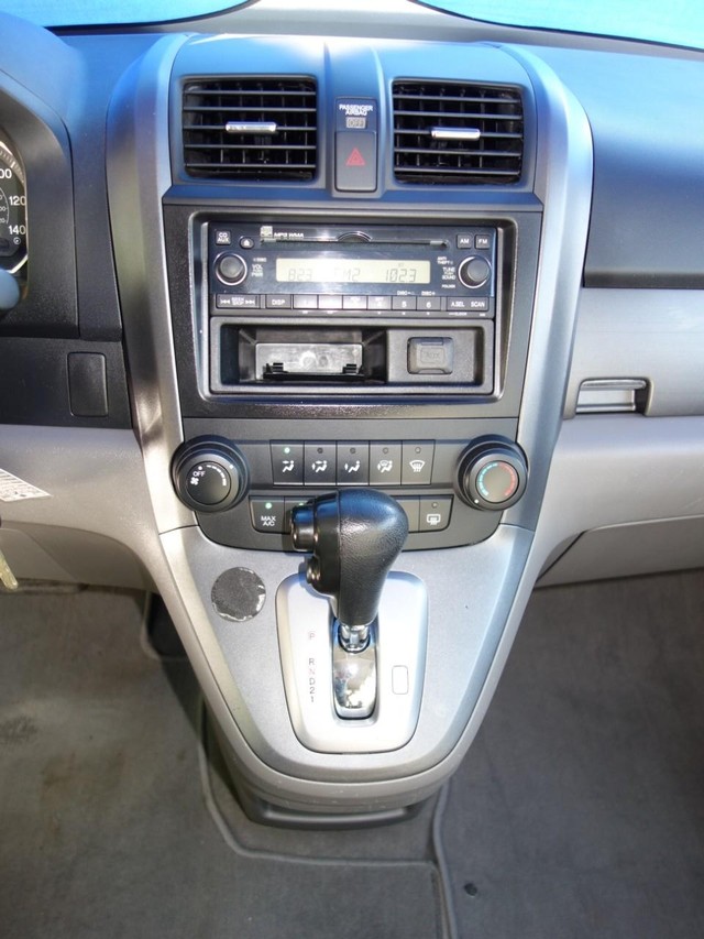 Honda CR-V Vehicle Full-screen Gallery Image 13