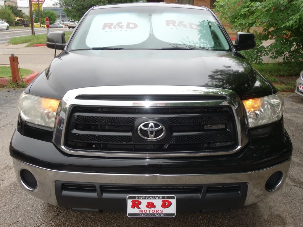 2011 Toyota Tundra SR5 photo 2