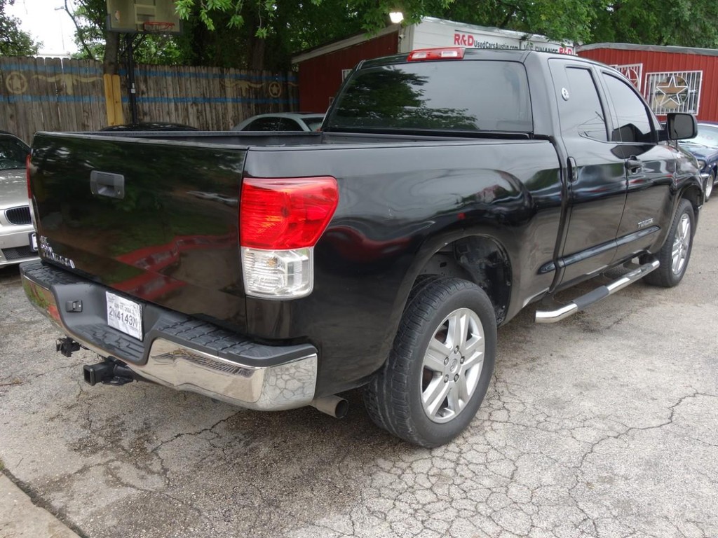 2011 Toyota Tundra SR5 photo 8