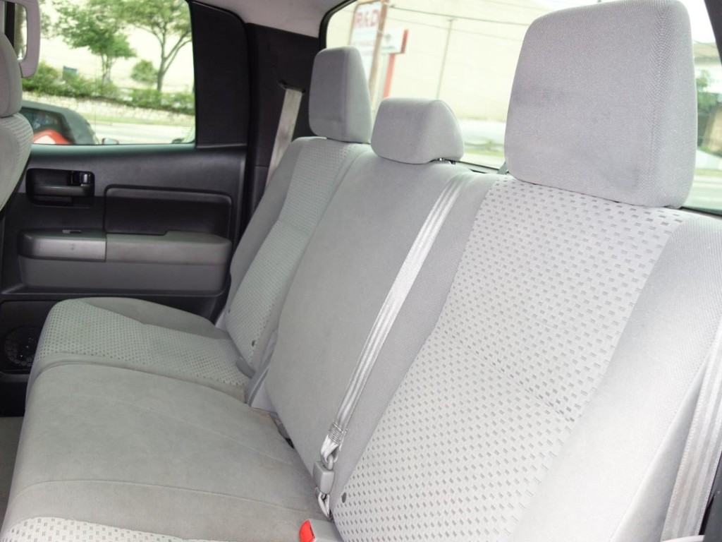 2011 Toyota Tundra SR5 photo 18