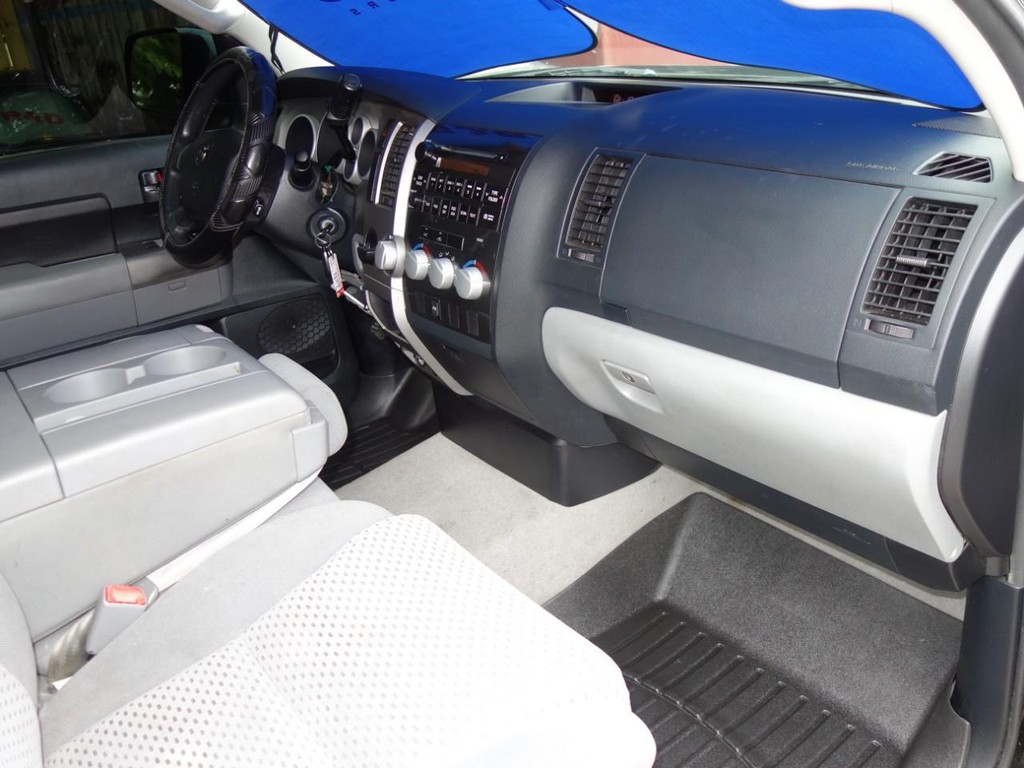2011 Toyota Tundra SR5 photo 20