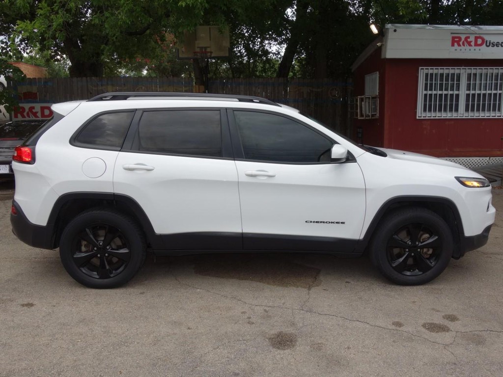 Jeep Cherokee Vehicle Full-screen Gallery Image 07