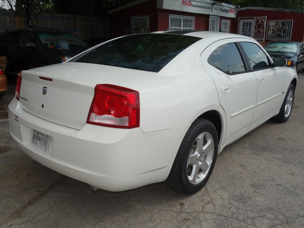 Dodge Charger Vehicle Full-screen Gallery Image 06