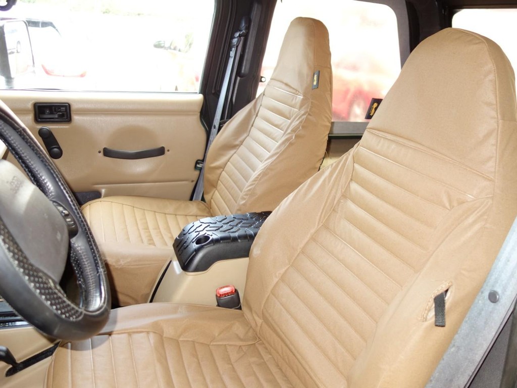 Jeep Wrangler Vehicle Full-screen Gallery Image 13