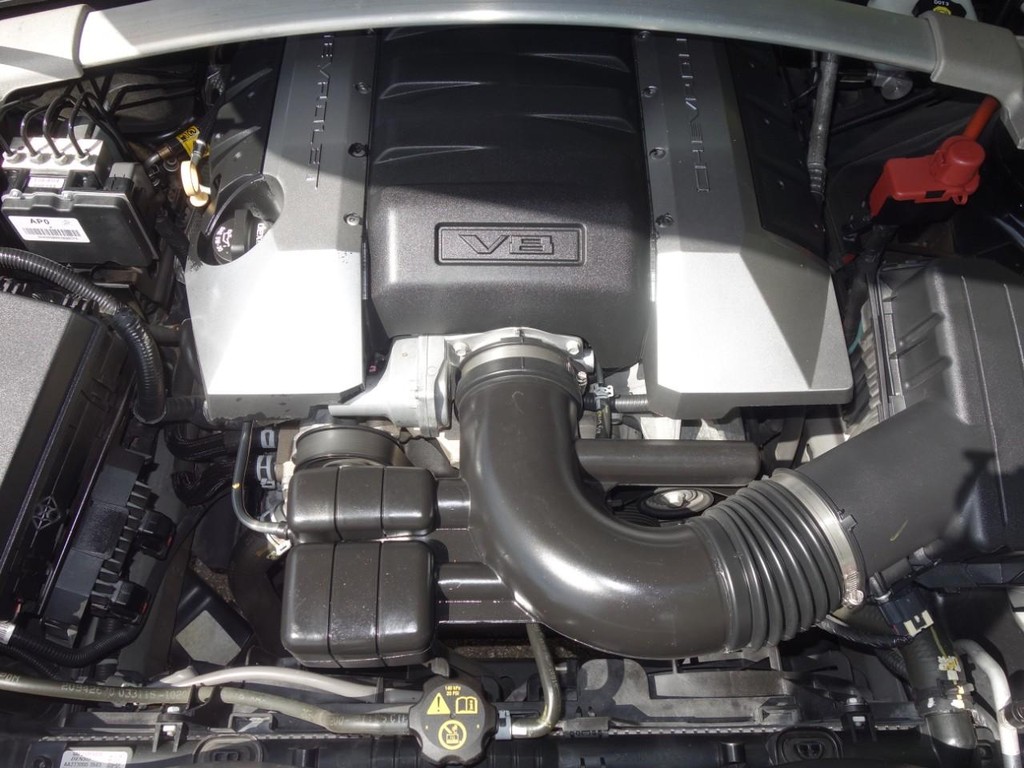 Chevrolet Camaro Vehicle Full-screen Gallery Image 25