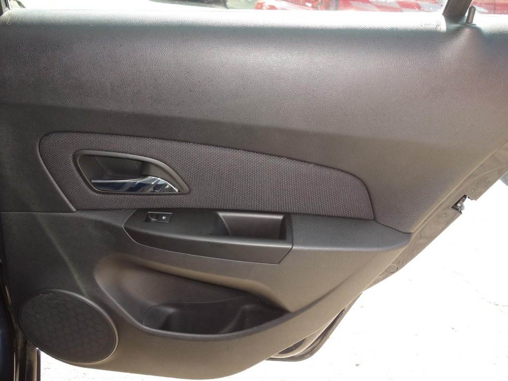 2014 Chevrolet Cruze Diesel photo 23