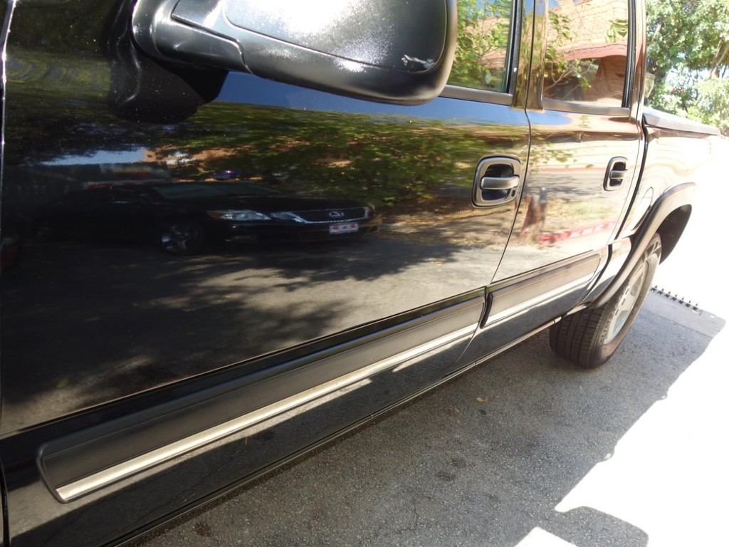 Chevrolet Silverado 1500 Vehicle Full-screen Gallery Image 10