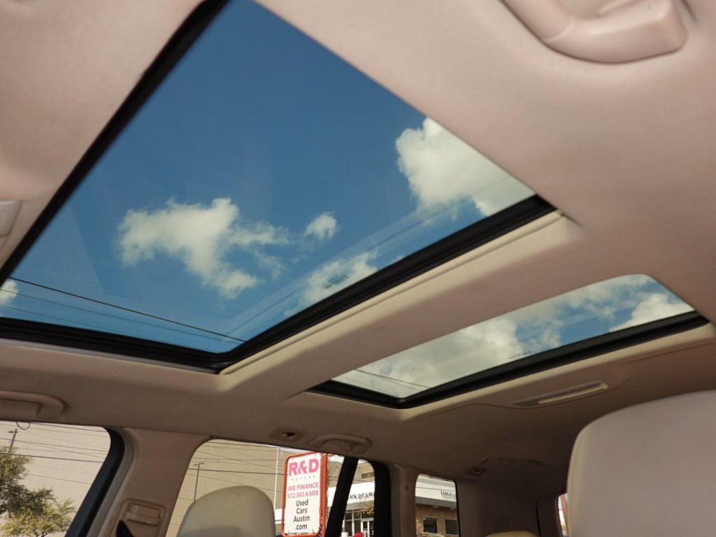 2010 Mercedes Benz GLK 350 photo 15