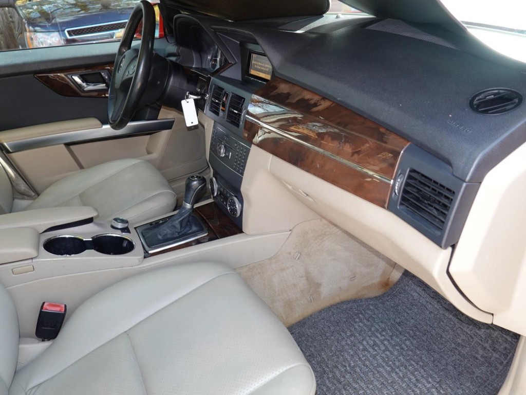 2010 Mercedes Benz GLK 350 photo 20
