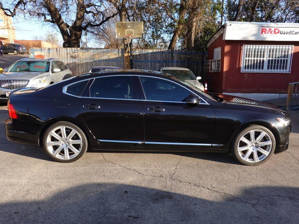 2017 Volvo S90 Inscription photo 6