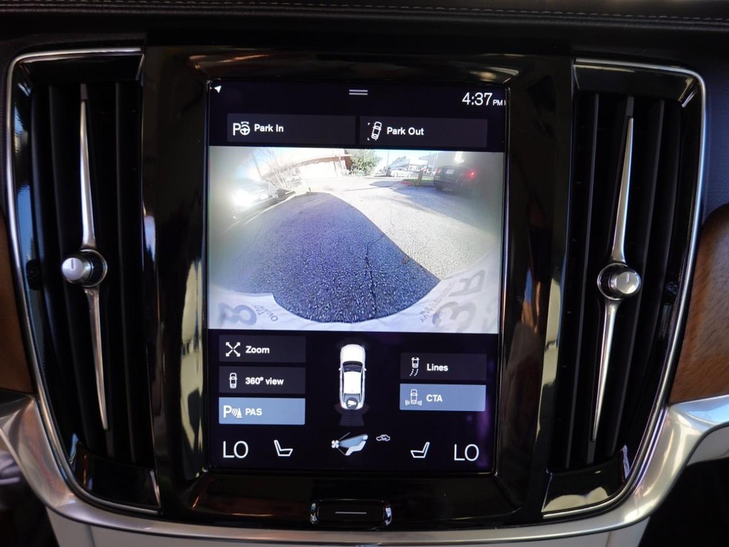 2017 Volvo S90 Inscription photo 11