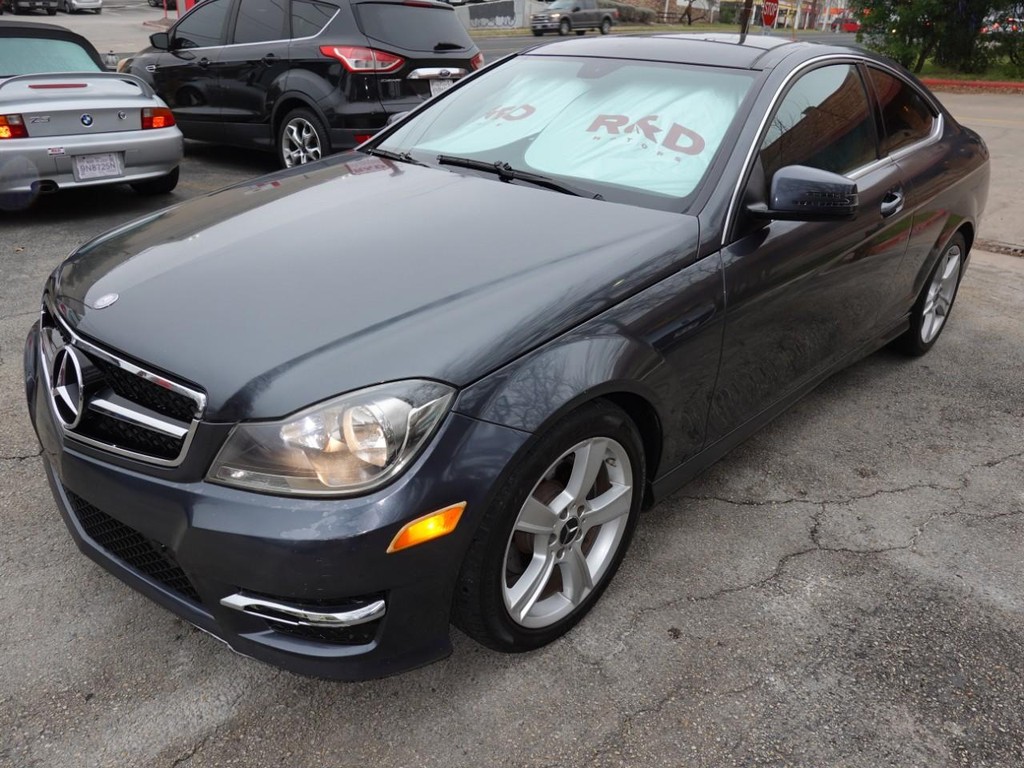 2013 Mercedes Benz C 250 photo 3