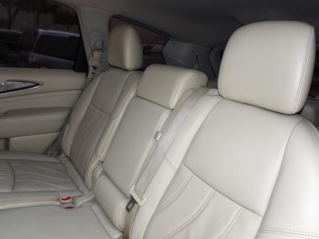 INFINITI JX35 Vehicle Full-screen Gallery Image 16