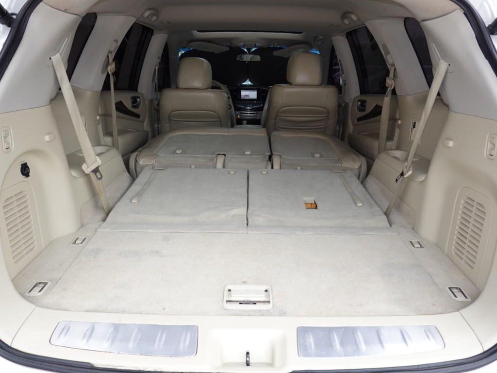 INFINITI JX35 Vehicle Full-screen Gallery Image 26