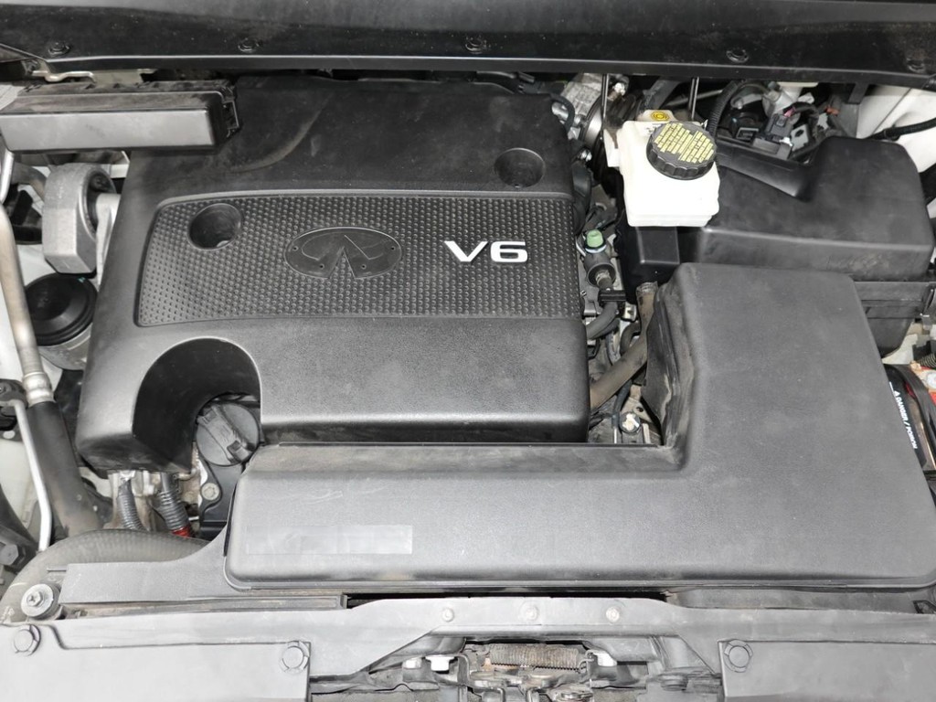 INFINITI JX35 Vehicle Full-screen Gallery Image 27