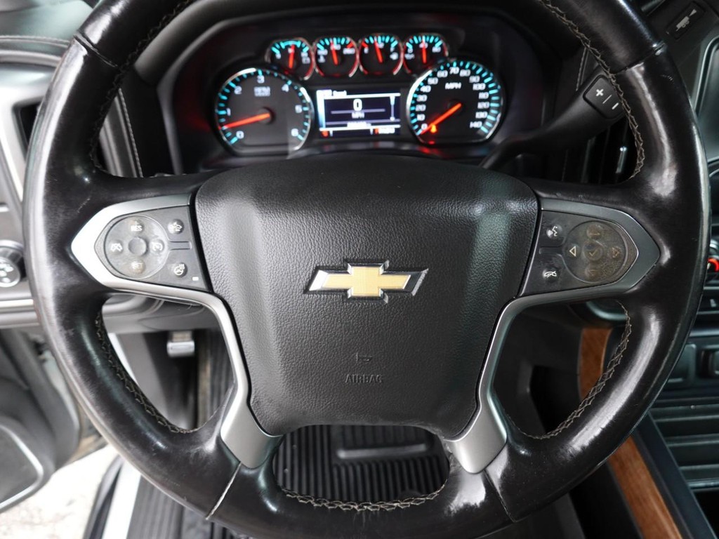 Chevrolet Silverado 1500 Vehicle Full-screen Gallery Image 12