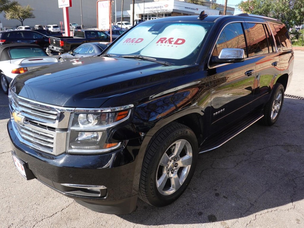 Chevrolet Tahoe Vehicle Full-screen Gallery Image 03