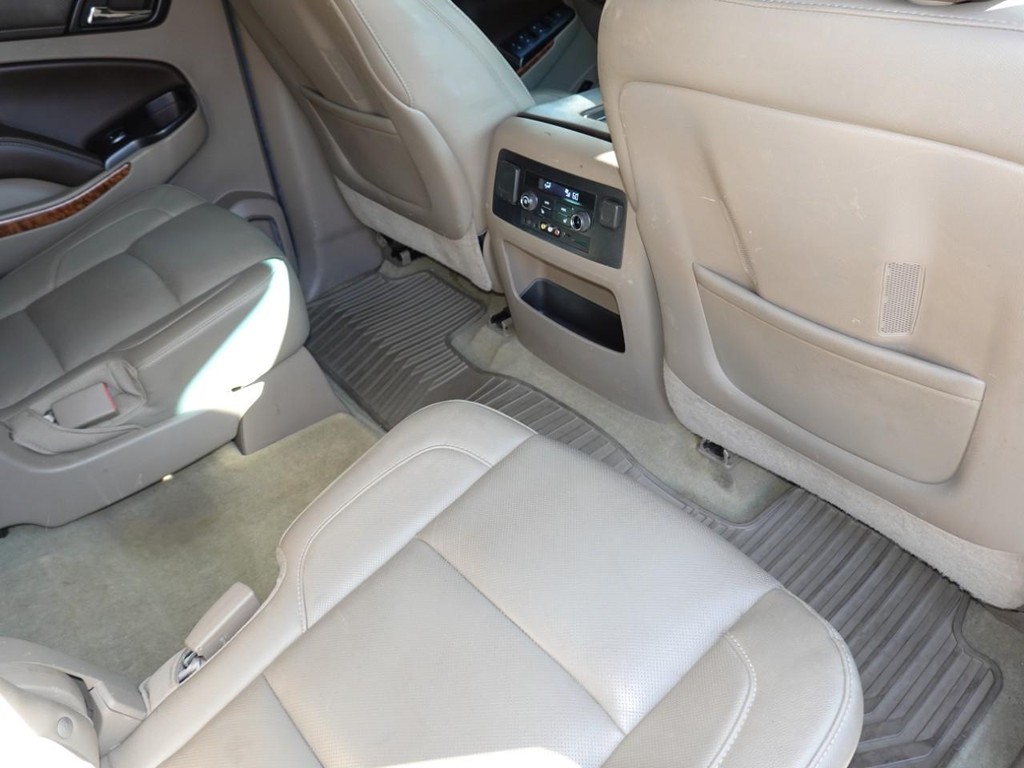 Chevrolet Tahoe Vehicle Full-screen Gallery Image 26