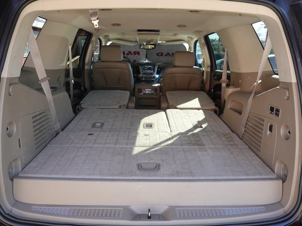 Chevrolet Tahoe Vehicle Full-screen Gallery Image 29