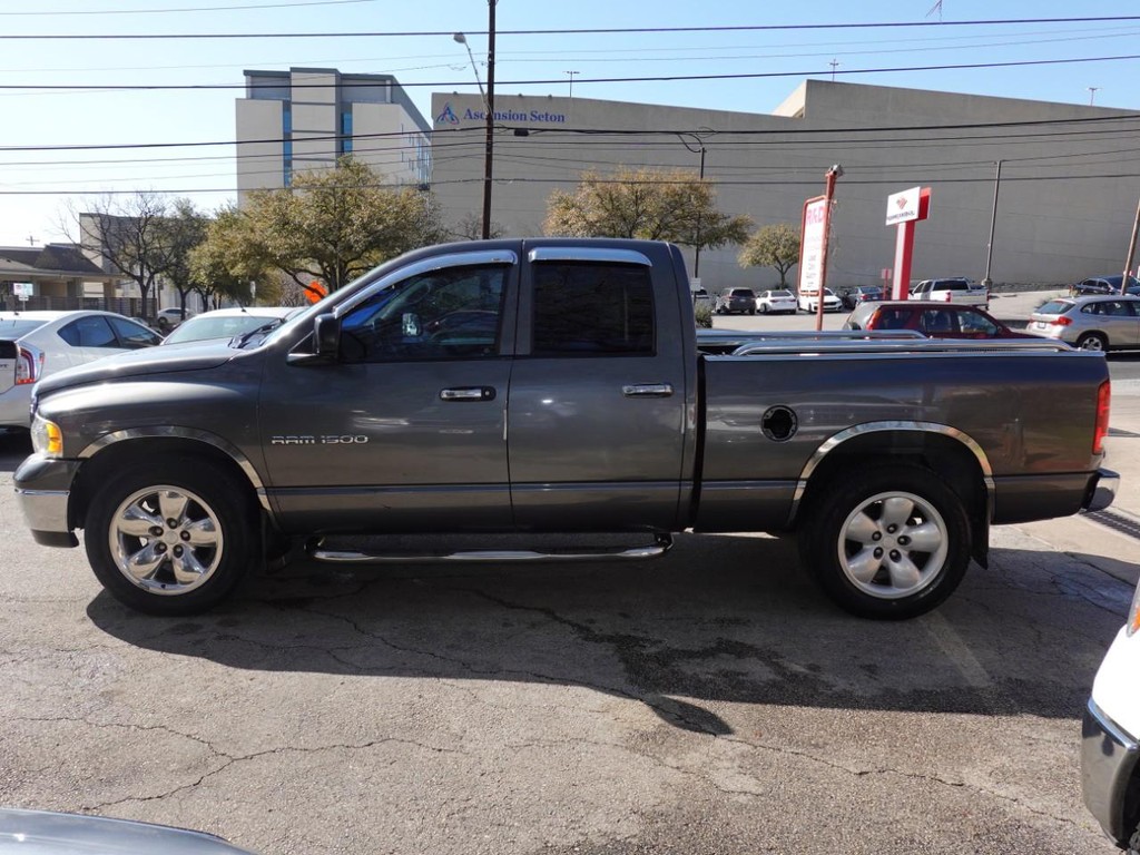 Dodge Ram 1500 Vehicle Full-screen Gallery Image 04