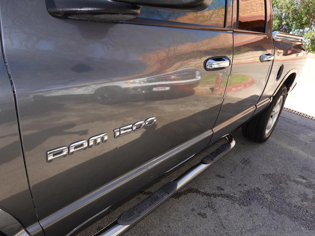 Dodge Ram 1500 Vehicle Full-screen Gallery Image 11