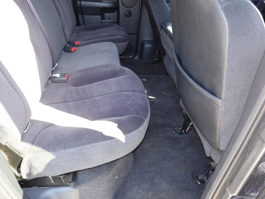 Dodge Ram 1500 Vehicle Full-screen Gallery Image 24