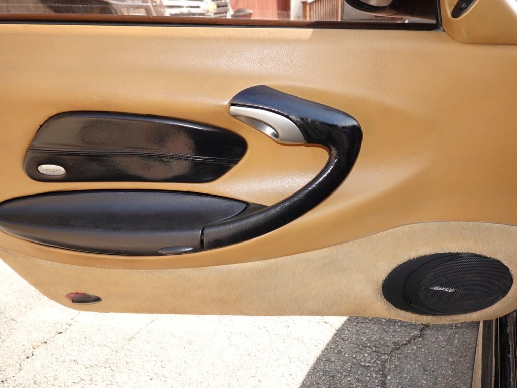 2002 Porsche 911 photo 17