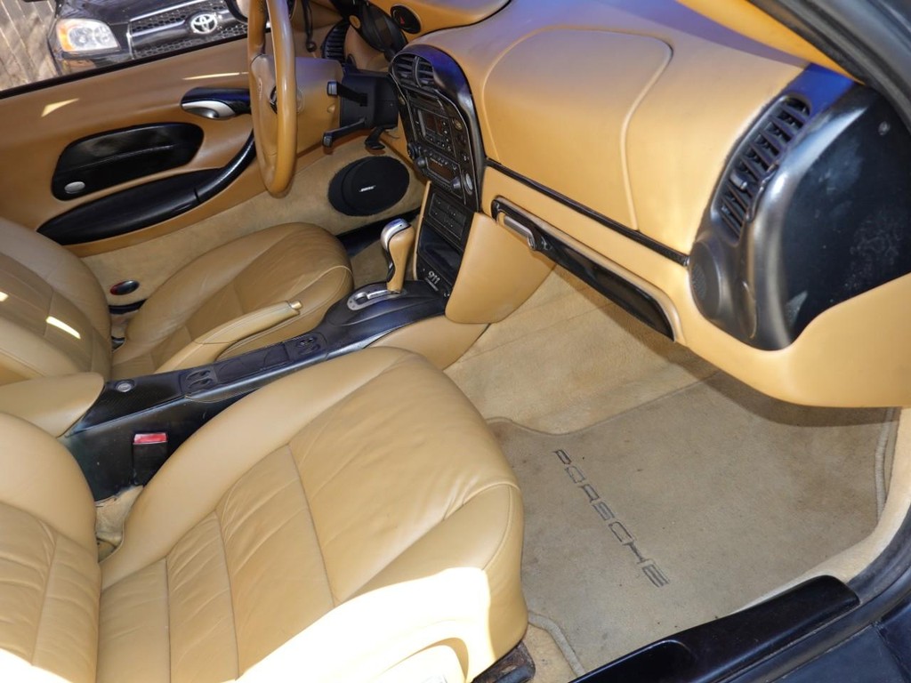 2002 Porsche 911 photo 18