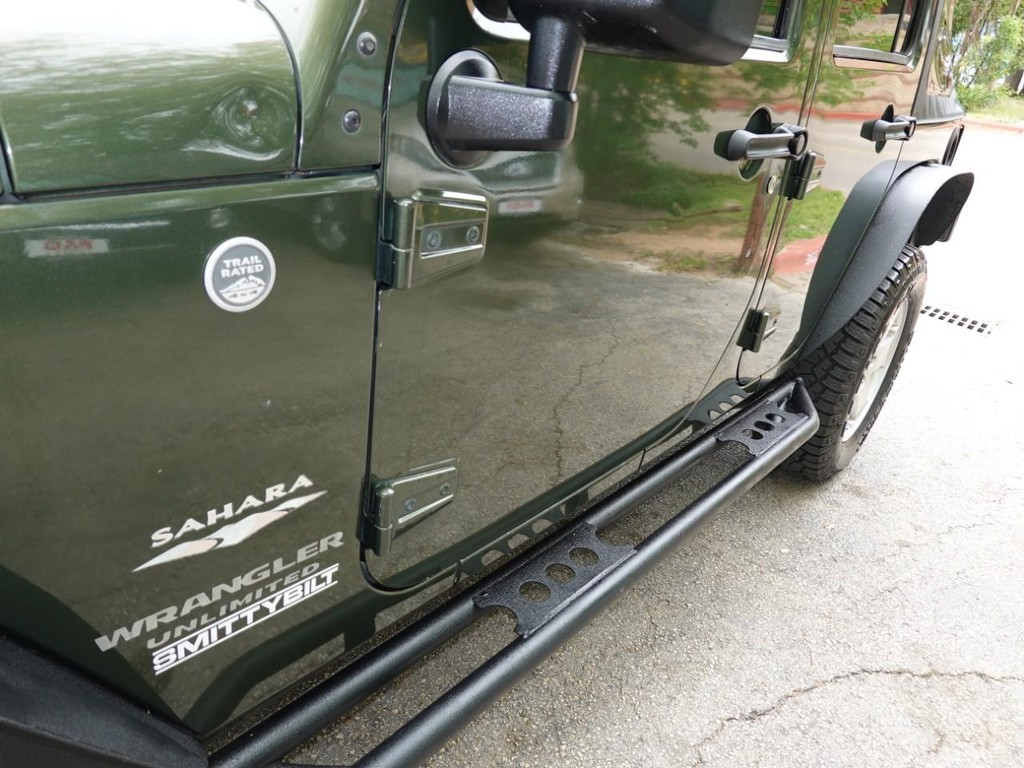 Jeep Wrangler Vehicle Full-screen Gallery Image 09