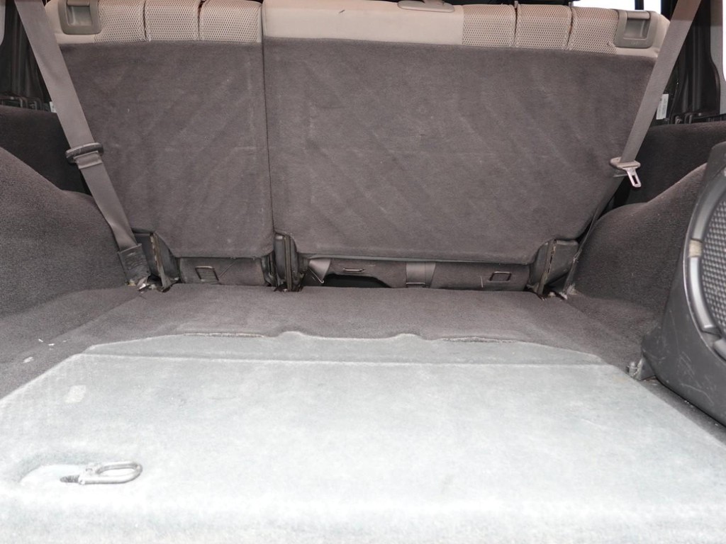 Jeep Wrangler Vehicle Full-screen Gallery Image 24