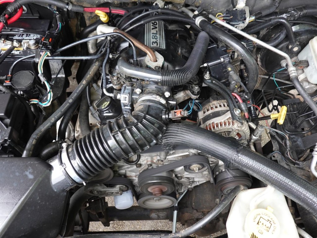 Jeep Wrangler Vehicle Full-screen Gallery Image 25