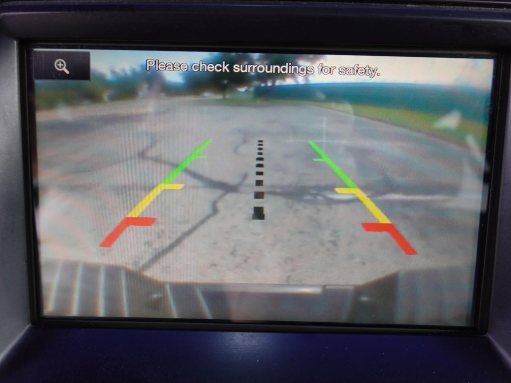 Ford F-150 Vehicle Full-screen Gallery Image 16