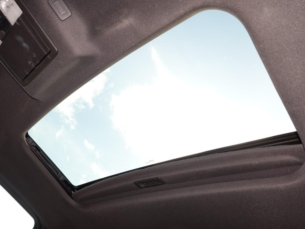 Ford F-150 Vehicle Full-screen Gallery Image 18