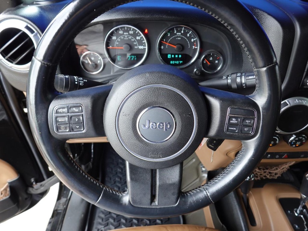 Jeep Wrangler Unlimited Vehicle Full-screen Gallery Image 13