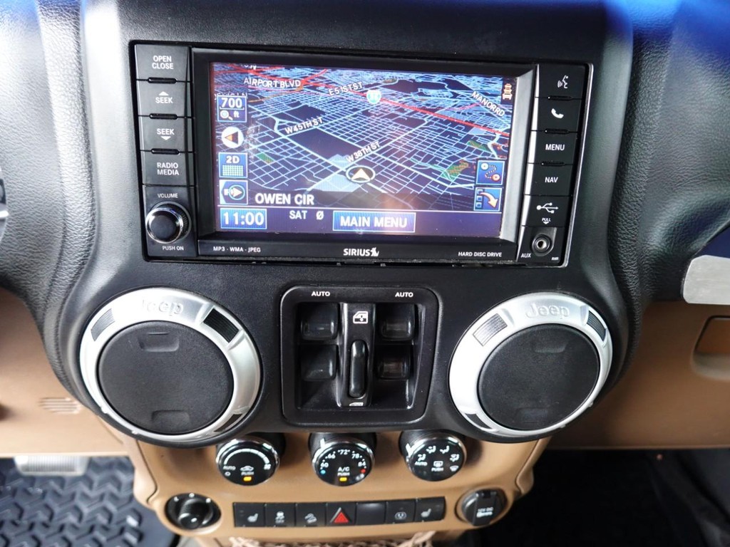 Jeep Wrangler Unlimited Vehicle Full-screen Gallery Image 14