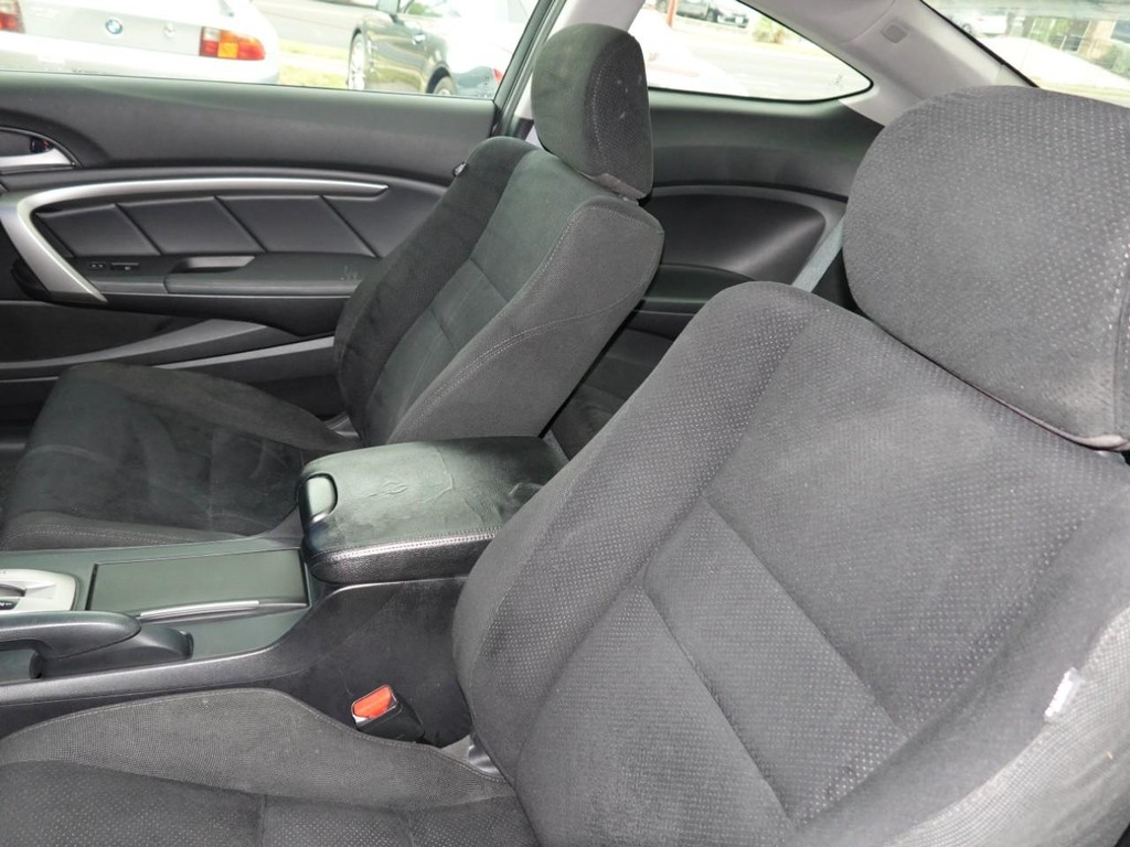 2012 Honda Accord EX photo 14