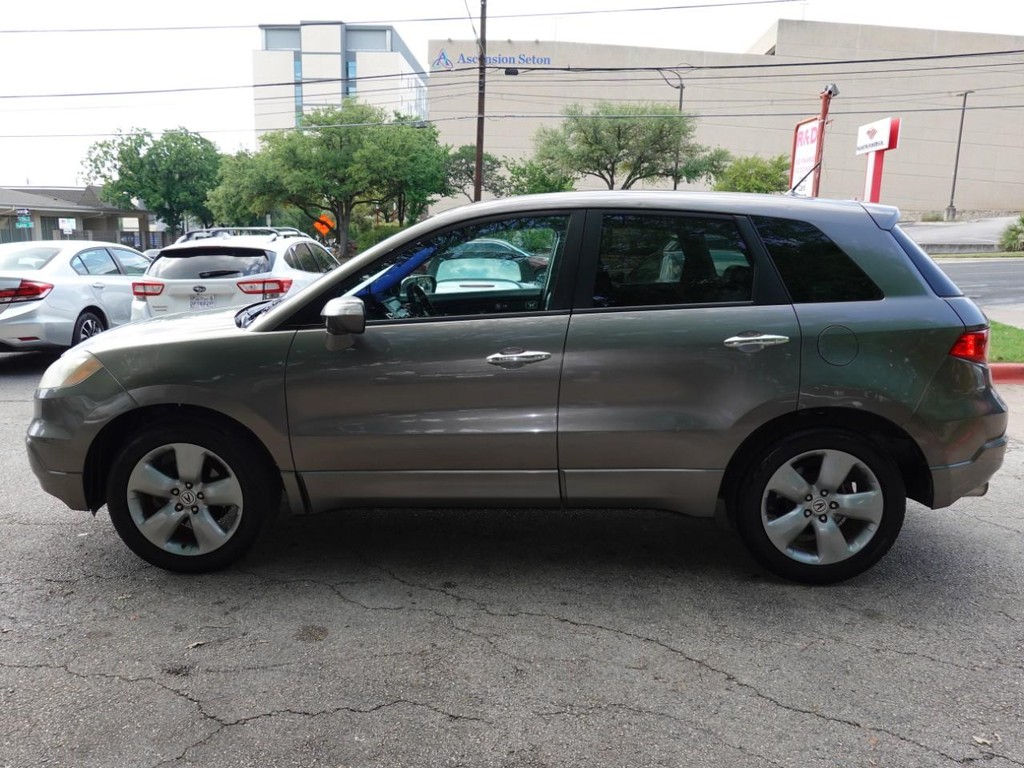 Acura RDX Vehicle Full-screen Gallery Image 04