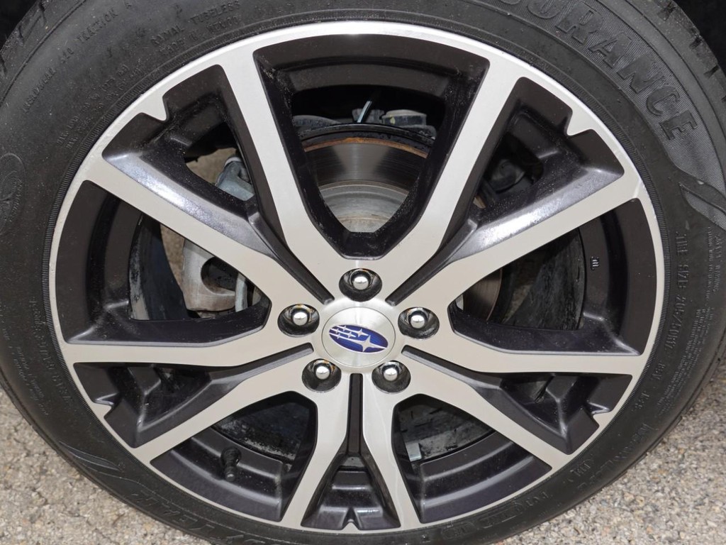 Subaru Impreza Vehicle Full-screen Gallery Image 09